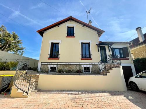 Couilly-Pont-aux-Dames House | En route pour disney et shopping a la vallée village