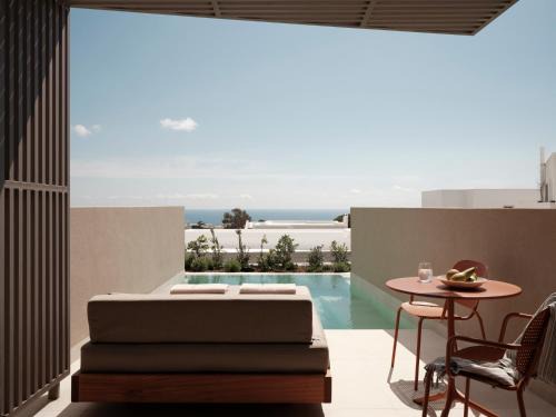 Megalochori Hotel | Enarma Suites & Spa Wellness Retreat