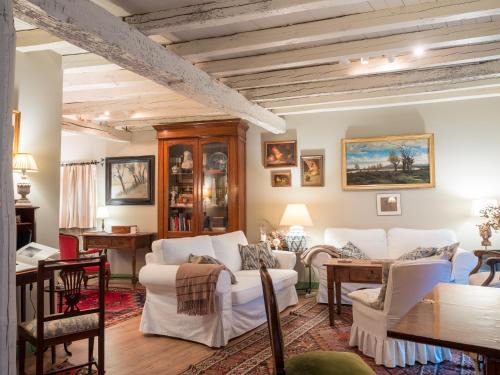 Santo Domingo de Silos House | Encantadora Casa de Pueblo con 5 Hab. en Burgos