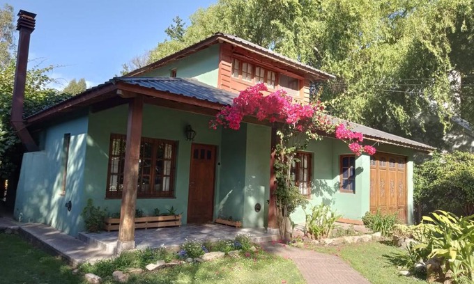 Bosque Peralta Ramos House | ENCANTO DEL BOSQUE Casa Bosque Peralta Ramos