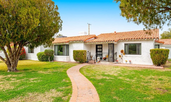 Del Norte Place House | Encanto Dreams