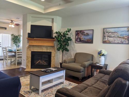 April Sound House | Enchanted April Lake House