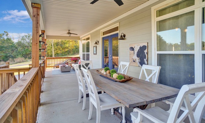 Antioch House | Enchanted Oasis Getaway