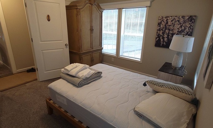 Harbor Springs House | Enchanting 4-bedroom house with WiFi in Harbor Springs