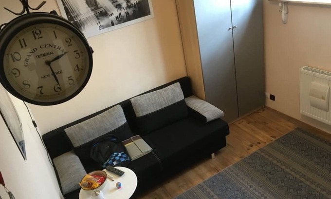 Mirow Apartment | Enchanting apartment with WiFi in vibrant Warszawa.Coozy place in the center!