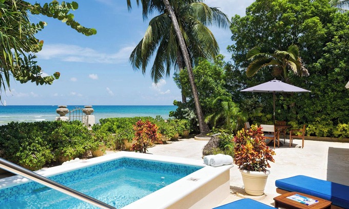 Little Battaleys Villa | Enchanting Beachfront Retreat - Leamington Cottage