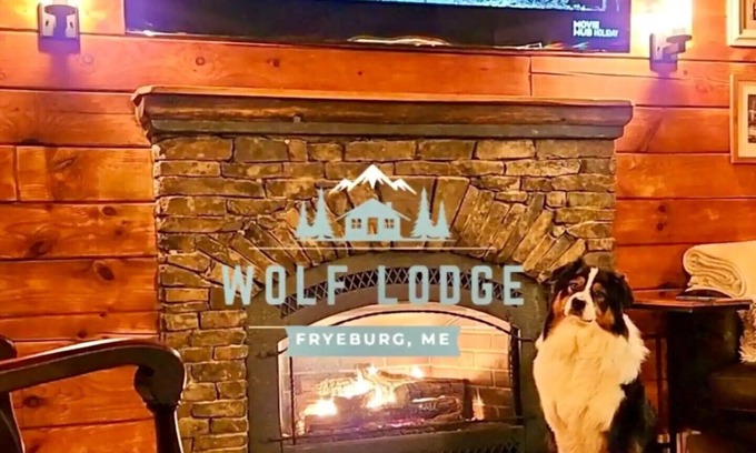 Fryeburg House | Enchanting Cabin close to N. Conway Kayaking, Hiking, Skiing