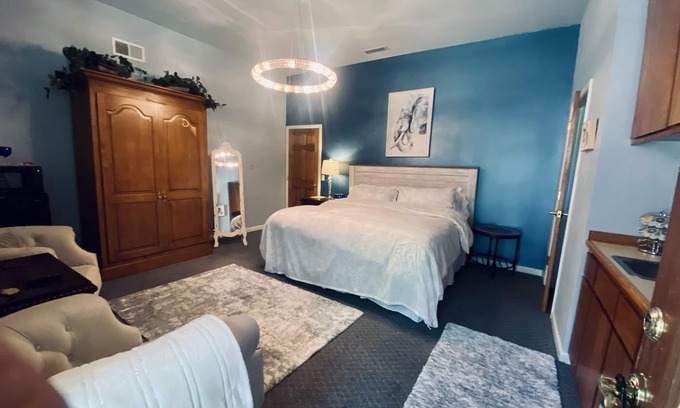 Apple Hill Apartment | Enchanting Property in Heart of Apple Hill