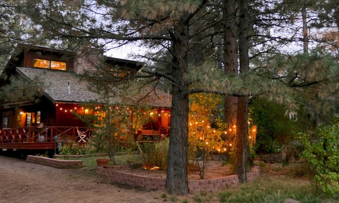 Kachina Village Ski Chalet | Enchanting & rustic & unique adorned local artwork throughout. 200 specials!