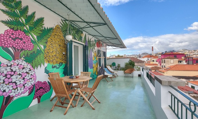 Old Town Apartment | Endemic Apartment