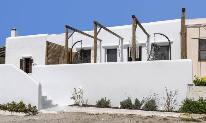 Vari House | ENDLESS BLUE from Syros - Vari resort