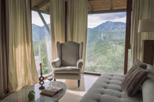 Artemisia Villa | Endless Green, Hidden Gem in the Mountains