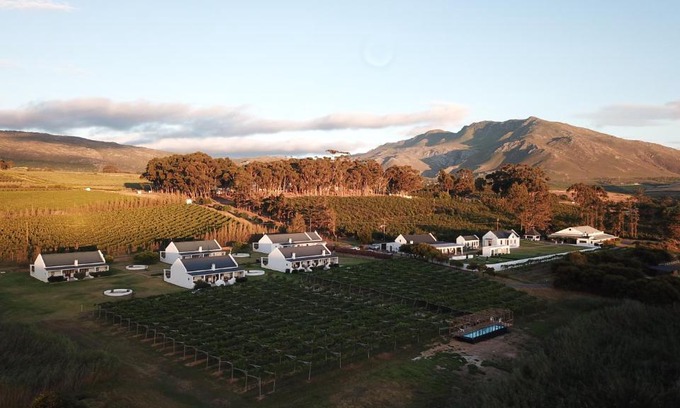 Bot River House | Endless Vineyards at Wildekrans Wine Estate