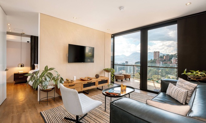 Las Lomas I Apartment | Energy Living - Ultimate Condo in Medellin
