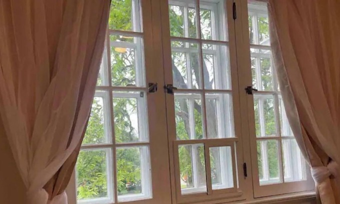 Aylmer Apartment | English cottage guest house