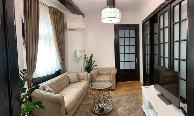 Craiova Apartment | English park apartments - Centre of Craiova