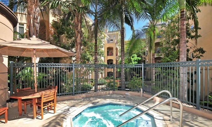 Bankers Hill Condo | Enjoy a beautiful San Diego Bay view on Bankers Hill one block from Balboa Park