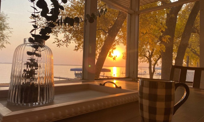 Spirit Lake Cabin | Enjoy a Cabin Getaway on the North Shore of Big Spirit Lake