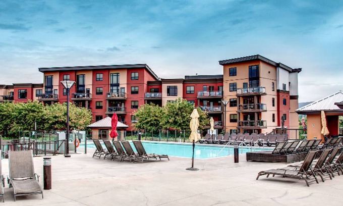 South Pandosy Condo | Enjoy all the Beautiful Okanagan has to offer.