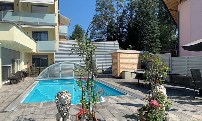 Seelach Apartment | enJOY apartment with terrace, e-bikes included, pool, 250m to Lake Klopeiner See