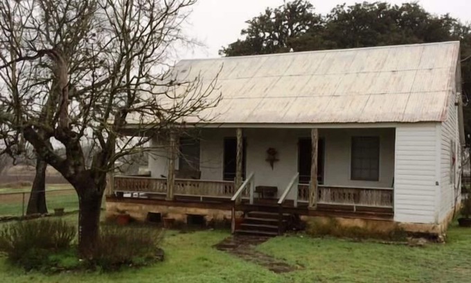 Bulverde Other | Enjoy Country Living at it's best. Located a short distance from San Antonio