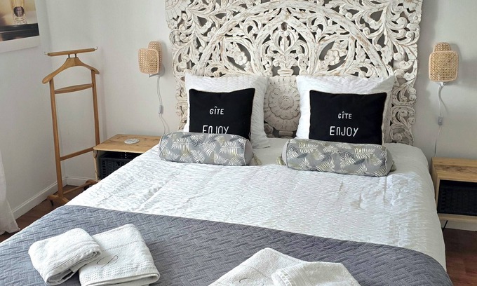 Dormans House | Enjoy en Champagne House in the middle of the vineyard free parking