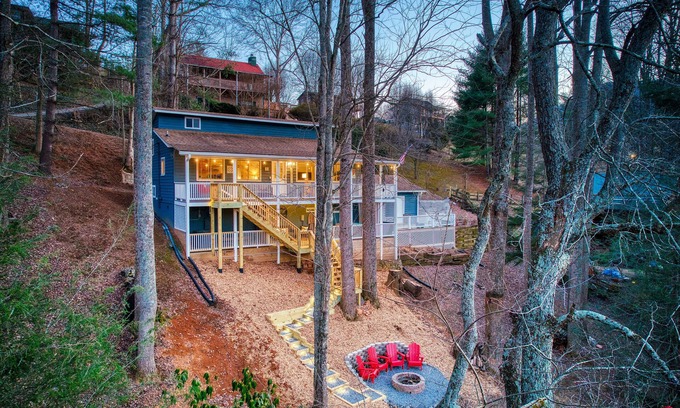 Waynesville Cabin | Enjoy Fabulous Home w/Hot Tub-Private-Amenities