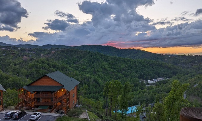 Gatlinburg Resort | Enjoy Gatlinburg 4th of July Celebration