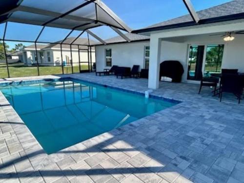 Mariner House | Enjoy Heated Salt Water Pool! Ideal for 2 Families