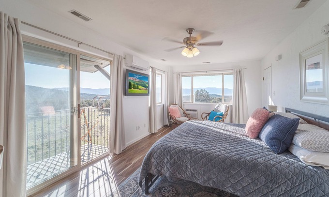 Spring City Apartment | Enjoy High Desert Charm in this Cozy Studio w/Balcony -Pool-Snowmobiling-Hiking