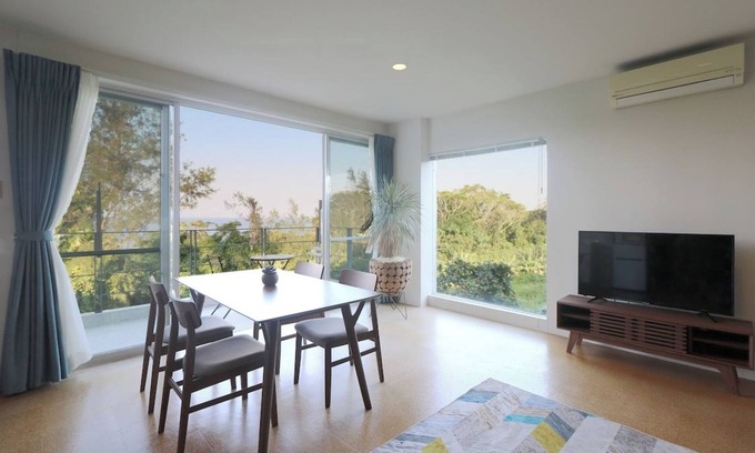 Kadena-cho Apartment | Enjoy Okinawa at a designers mansion just off the/Nakagami-gun Okinawa