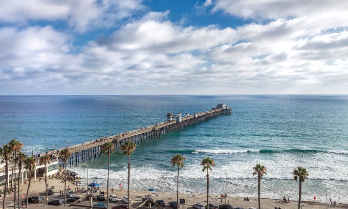 Townsite Resort | Enjoy our Downtown Oceanside Seaside Resort full of Amenities