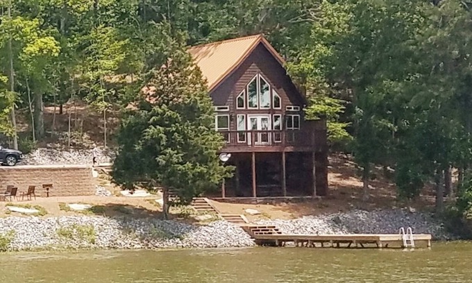 Titus Cabin | Enjoy our lakefront cabin for great fishing, fun on the water, and relaxation!