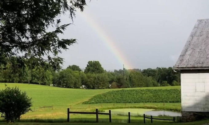 Grantville Other | Enjoy peaceful farm life! Pet-friendly, 23 acres, baby goats and chickens!