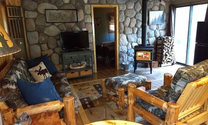 Luzerne Cabin | Enjoy the best of the Ausable River Valley & Huron National Forest