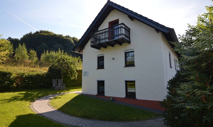 Alendorf Apartment | Enjoy the tranquility of nature, -/juniper reserve in Alendorf