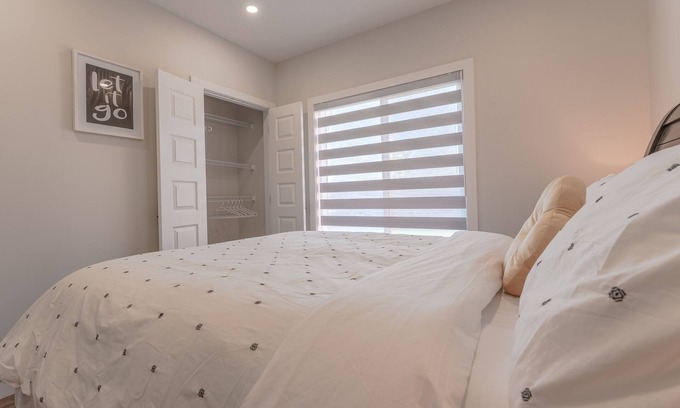 Southeast Calgary House | Enjoy this Brand New Cozy 2BR Guest Suite in YYC!
