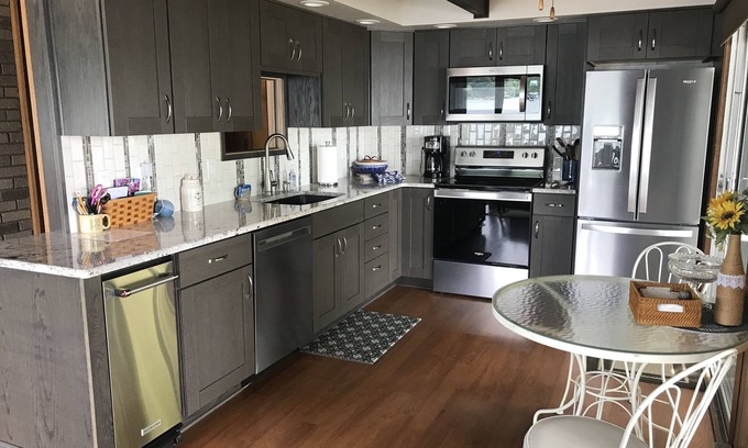 Middlesex Cottage | Enjoy This Quiet, Relaxing Lakefront Location!!