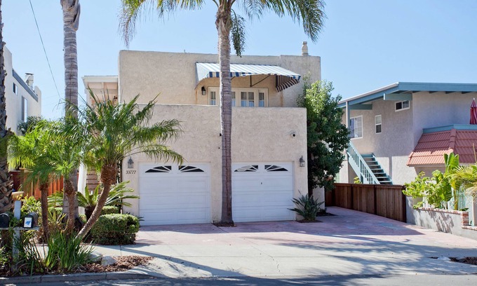 Lantern District Condo | Enjoy Two Homes for the Price of One! Detached duplex in great Lantern Village