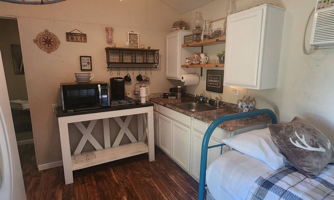 Crosbyton Cabin | Enjoy "White River Retreat" at White River Reservoir!
