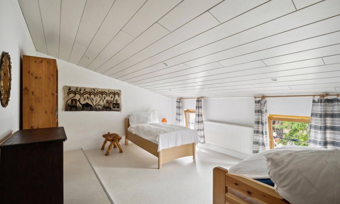 Sallgast House | Enjoy your holiday in this pleasant holiday home in beautiful scenic surroundings.