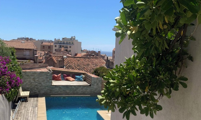 7th Arrondissement Apartment | Enjoy your stay in the sun