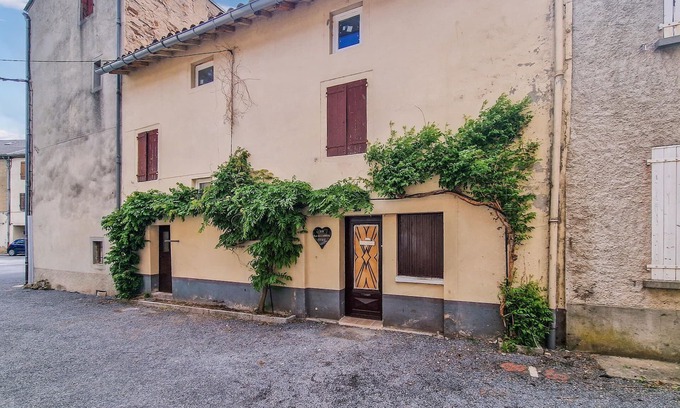 Brassac House | Enjoy your stay in this welcoming vacation home.
