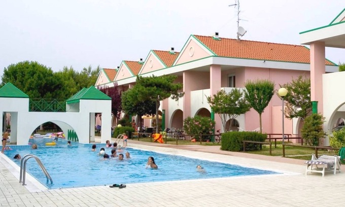 Bibione Villa | Enjoy Your Vacation in a Beautiful Apartment with Pool Access
