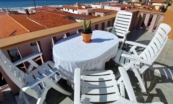 San Antonio del Mar House | Enjoyable 3-bedroom house with WiFi in San Antonio del Mar