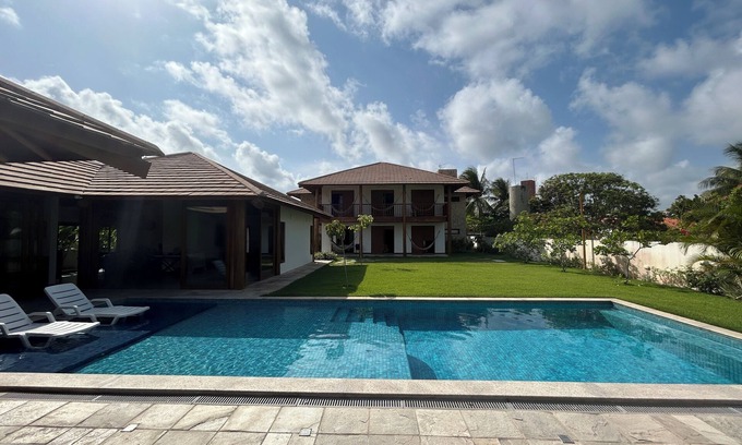 Pontal de Serrambi House | Enseadinha Serrambi - Luxurious pool house with 6 suites (18 people), pool and court