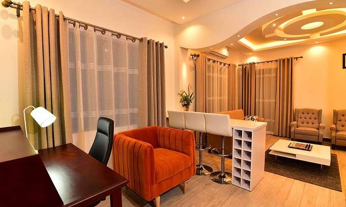 Entebbe Apartment | Entebbe Stay 3 bedroom Apartment with Swimming pool