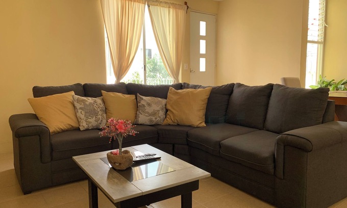 San Agustin de las Juntas Apartment | Entire apartment near airport