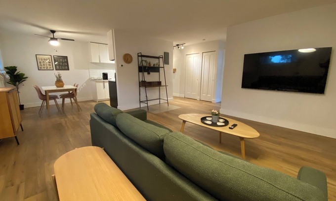 Waterloo Apartment | ENTIRE 1 BEDROOM APARTMENT by UW RESEARCH PARK