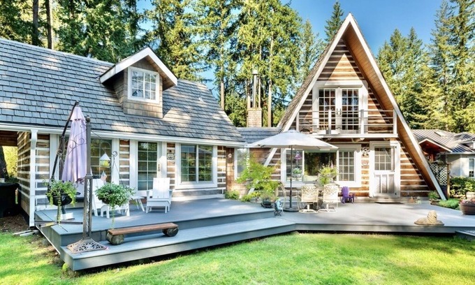 Sammamish Cabin | Entire Cabin Lake Retreat Near Bellevue & Seattle!